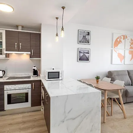 Small Oasis 2371 Sea View Daire Manilva